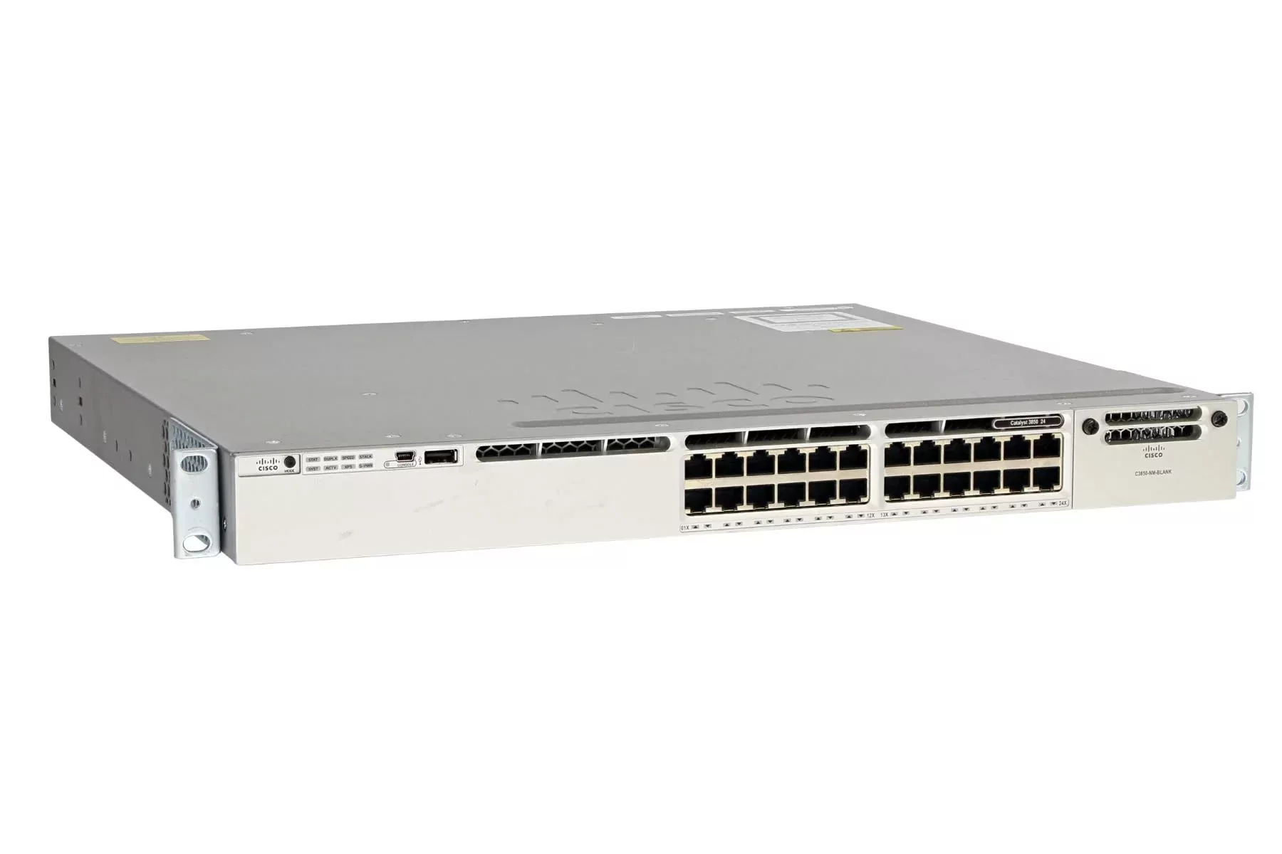 سوییچ لایه ۳ سیسکو WS-C3850-24T-S با ۲۴ پورت گیگابیت - نمای جلو